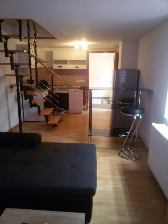 Gastehaus Nickolai Apartment Flomborn Екстериор снимка