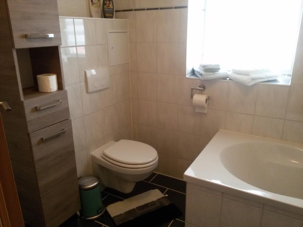 Gastehaus Nickolai Apartment Flomborn Екстериор снимка